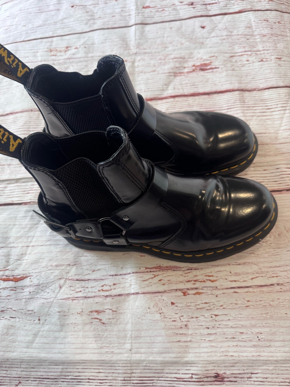Dr Martens Wincox Smooth Leather Buckle Boots in Black Sz 10 Ladies (Sz 9 Men) - Picture 9 of 16